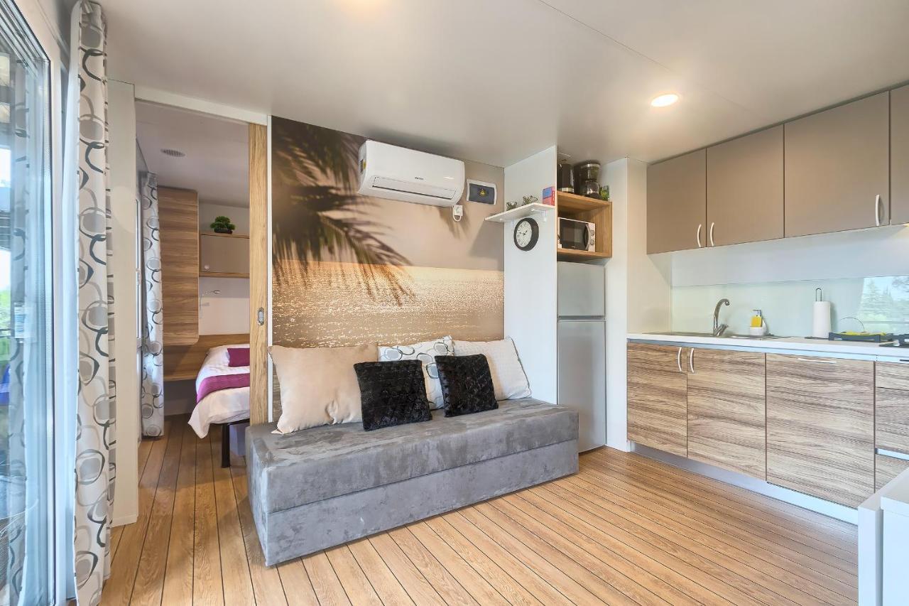 Casa vacanze Total Escape Mobile Nera Camp Porton Biondi